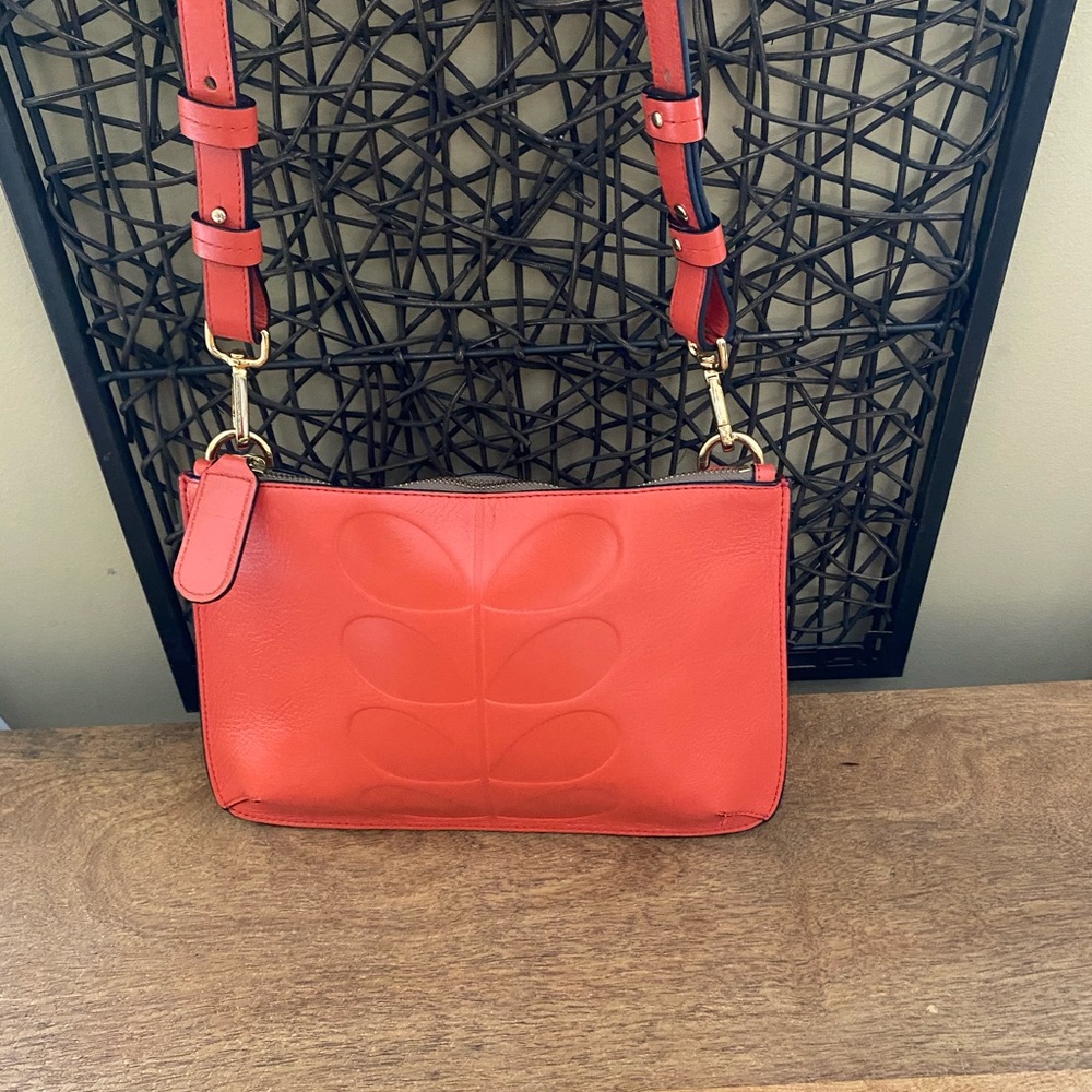 Handbag